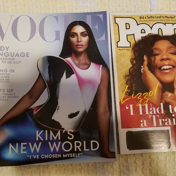 Two magazines 1  People Magazine March 2022 issue1  Vogue Magazine March 2 - Picture 8 of 12